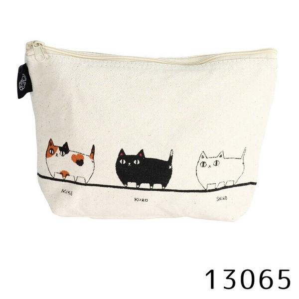 Neko Sankyodai Three Cats Brothers Pouch
