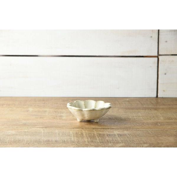 Kaneko Kohyo - Side Dish Bowl - White - Rinka Series - Handcrafted Japanese Mino Ware