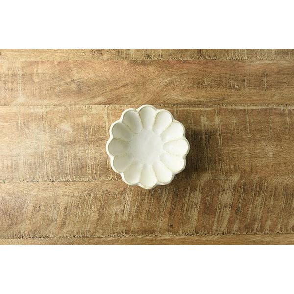 Kaneko Kohyo - Side Dish Bowl - White - Rinka Series - Handcrafted Japanese Mino Ware