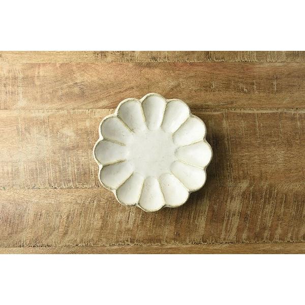 Kaneko Kohyo - Main Plate - White - Rinka Series - Handcrafted Japanese Mino Ware