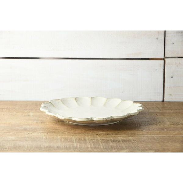 Kaneko Kohyo - Main Plate - White - Rinka Series - Handcrafted Japanese Mino Ware