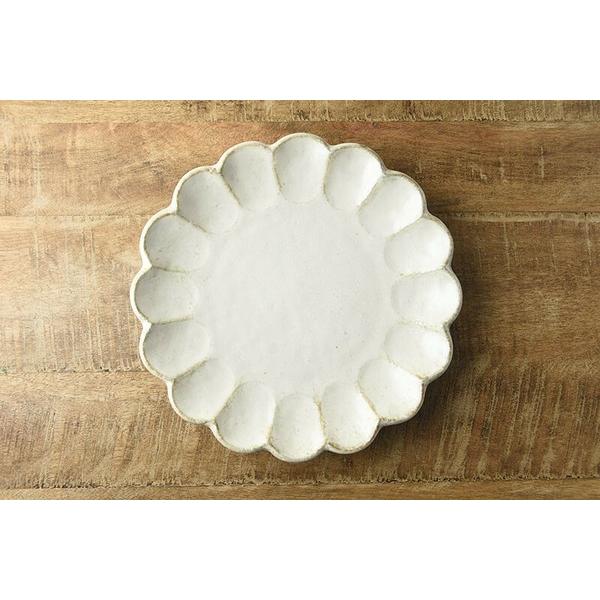 Kaneko Kohyo - Main Plate - White - Rinka Series - Handcrafted Japanese Mino Ware