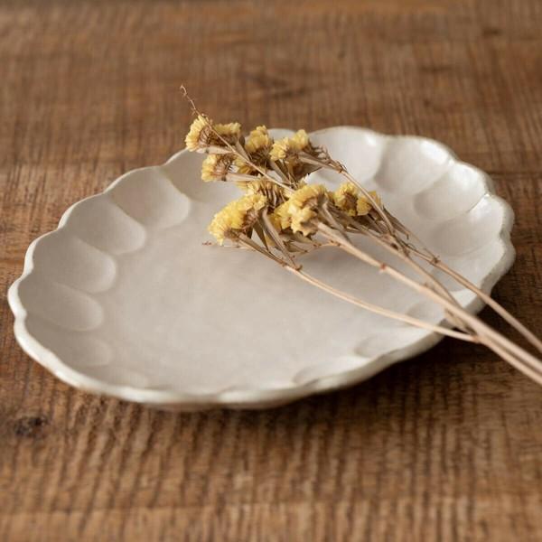 Kaneko Kohyo - Main Plate - White - Rinka Series - Handcrafted Japanese Mino Ware