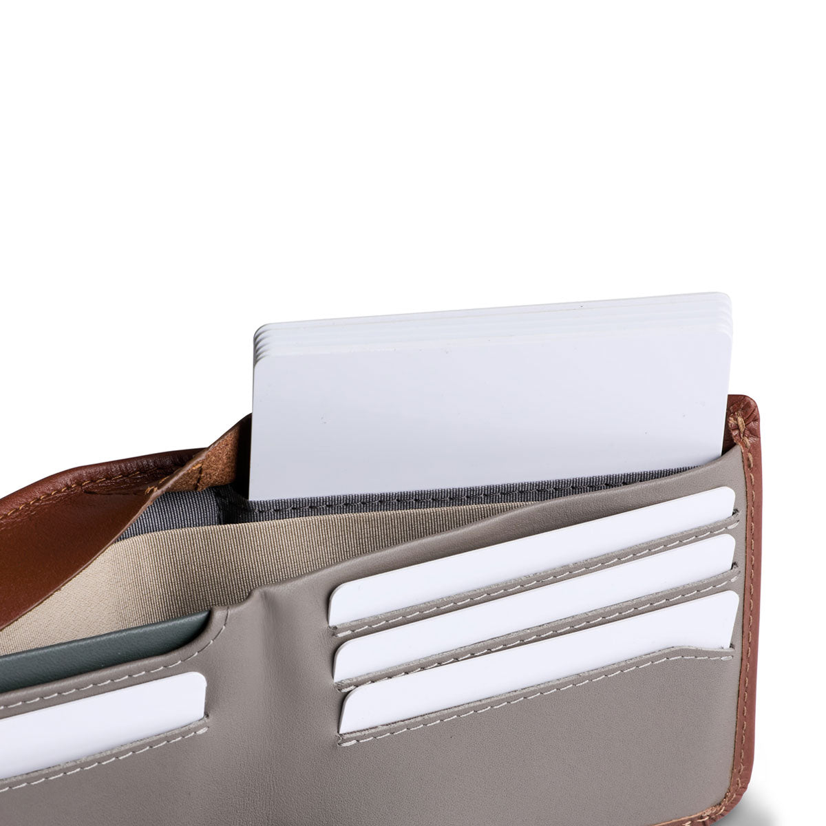 Bellroy Hide & Seek HI