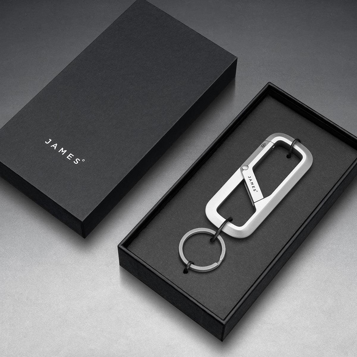 James The Madison Carabiner