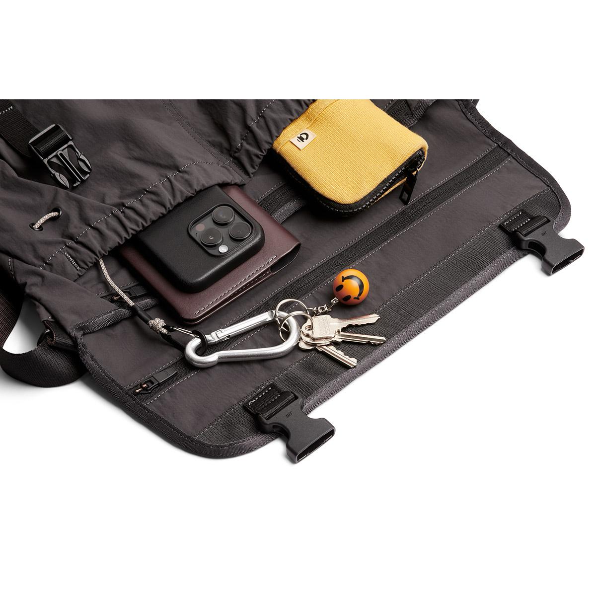 Bellroy Cinch	Messenger Bag