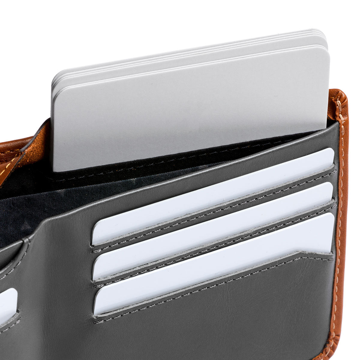 Bellroy Hide & Seek HI