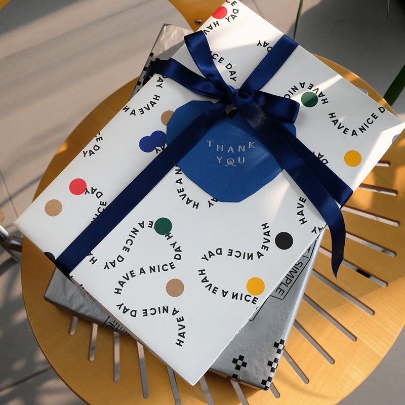 Paperplay Gift Wrapping Paper - Polka Dot 